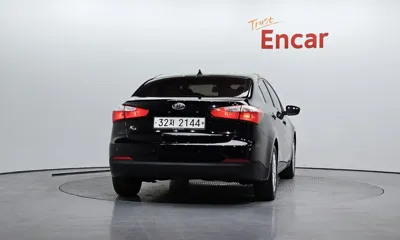 Kia K3 2015, 133297 км, за 3510.37 USD