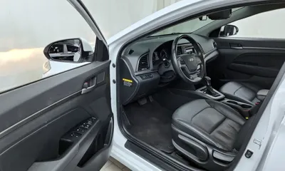Hyundai Avante 2017, 162720 км, за 4030.42 USD - фото 10