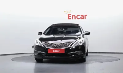 Hyundai Grandeur 2015, 251098 км, за 2463.76 USD