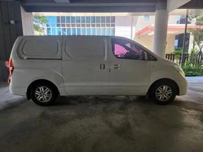 Hyundai Starex 2018, 185585 км, за 5761.58 USD