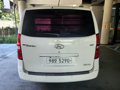 Hyundai Starex 2018, 185585 км, за 5761.58 USD