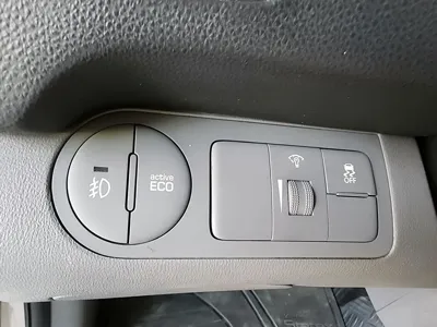 Hyundai Starex 2018, 185585 км, за 5761.58 USD - фото 20