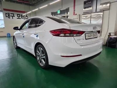 Hyundai Avante 2018, 154374 км, за 4886 USD