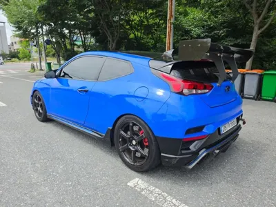 Hyundai Veloster 2022, 104177 км, за 11896.24 USD
