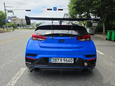 Hyundai Veloster 2022, 104177 км, за 11896.24 USD
