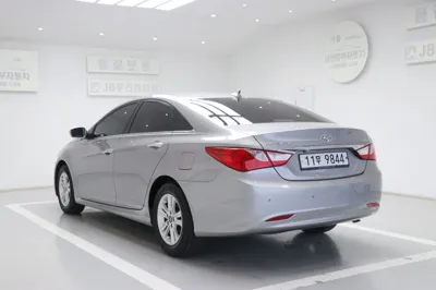 Hyundai Sonata 2010, 98465 км, за 2795.29 USD - фото 6