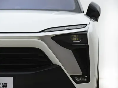 Nio ES8