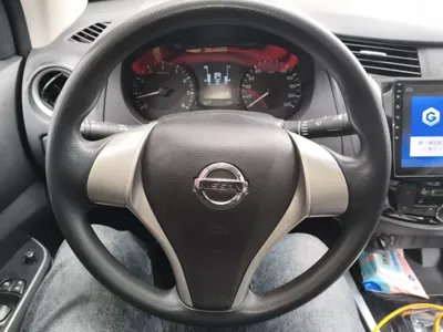 Nissan Navara 2017, 106100 км, за 12035 USD - фото 9