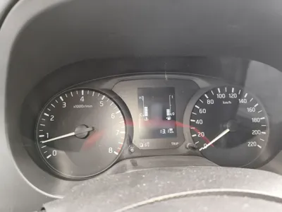 Nissan Navara 2017, 106100 км, за 12035 USD - фото 10
