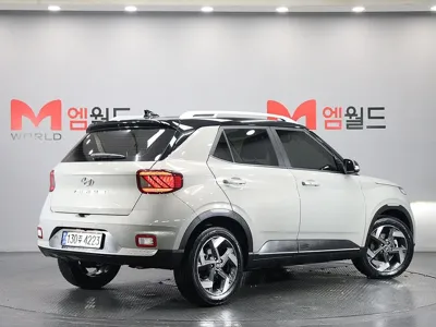Hyundai Venue 2020, 45635 км, за 10141.06 USD