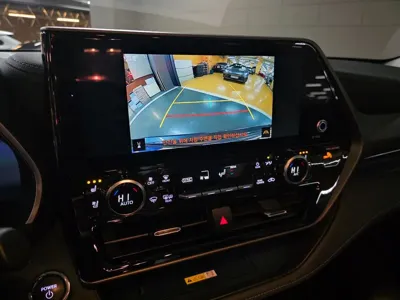 Toyota Highlander 2023, 17799 км, за 33477.75 USD - фото 13