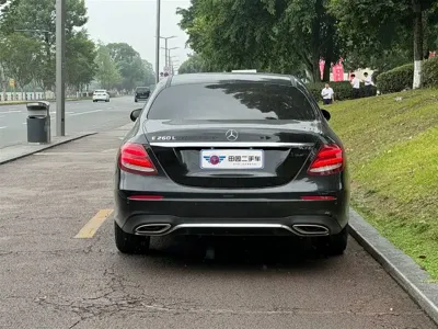 Mercedes-Benz E-Class 2019, 92000 км, за 21600.52 USD