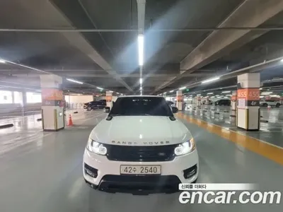 Land Rover Range Rover Sport 2015, 145000 км, за 12406.46 USD