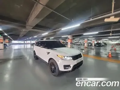 Land Rover Range Rover Sport 2015, 145000 км, за 12406.46 USD