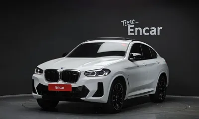 BMW X4 · 2025 год