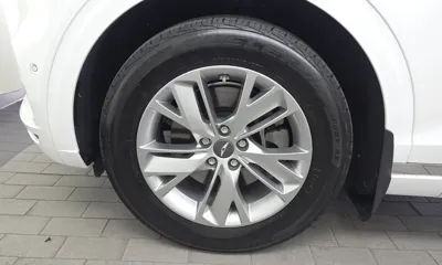 Genesis GV70 2022, 60405 км, за 23893.92 USD