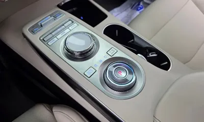 Genesis GV70 2022, 60405 км, за 23893.92 USD - фото 9