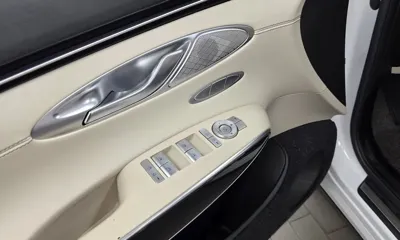 Genesis GV70 2022, 60405 км, за 23893.92 USD - фото 28