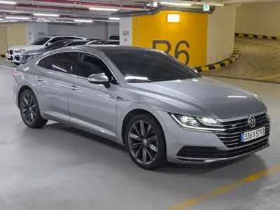 Volkswagen Arteon 2020, 58000 км, за 16738.87 USD