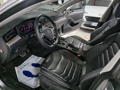 Volkswagen Arteon 2020, 58000 км, за 16738.87 USD