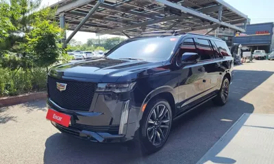 Cadillac Escalade · 2023 год