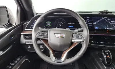 Cadillac Escalade 2023, 33664 км, за 68257.14 USD - фото 14