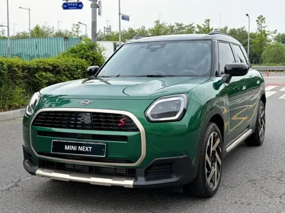 MINI Countryman · 2025 год