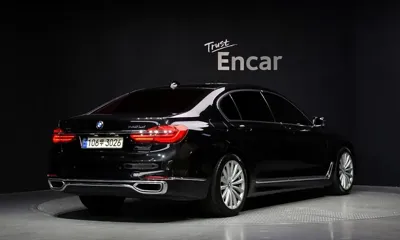 BMW 7-Series 2016, 183485 км, за 15628.67 USD