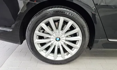 BMW 7-Series 2016, 183485 км, за 15628.67 USD