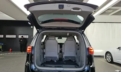 Kia Canival 2019, 104165 км, за 11562.6 USD - фото 18