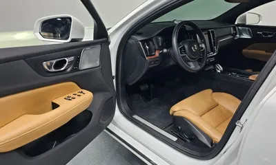 Volvo S60 2022, 33066 км, за 15130.49 USD - фото 11