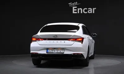 Hyundai Avante 2023, 47117 км, за 11087.04 USD