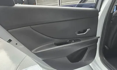 Hyundai Avante 2023, 47117 км, за 11087.04 USD - фото 25