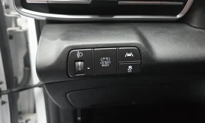 Hyundai Avante 2023, 47117 км, за 11087.04 USD - фото 29