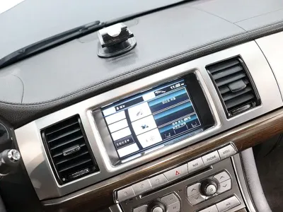 Jaguar XF 2013, 266762 км, за 2594.59 USD - фото 9