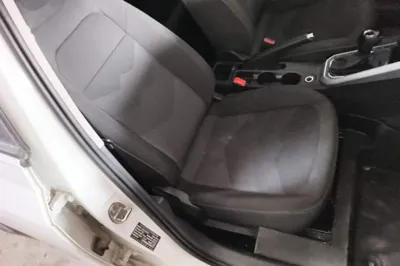 Volkswagen Polo 2023, 84100 км, за 9369 USD - фото 19