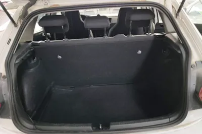 Volkswagen Polo 2023, 84100 км, за 9369 USD - фото 22