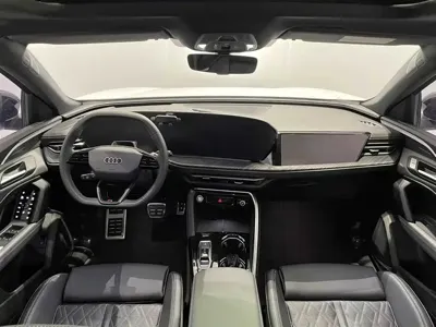 Audi Q5L 2026, 1700 км, за 50951.05 USD - фото 7
