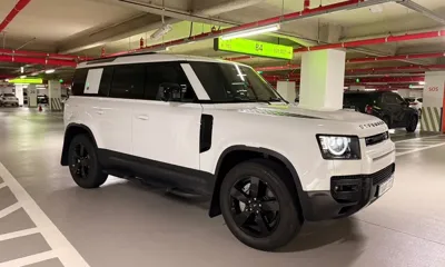 Land Rover Defender 2023, 16800 км, за 58483.01 USD