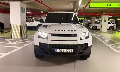 Land Rover Defender 2023, 16800 км, за 58483.01 USD
