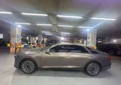 Hyundai Grandeur 2023, 98281 км, за 4838.71 USD