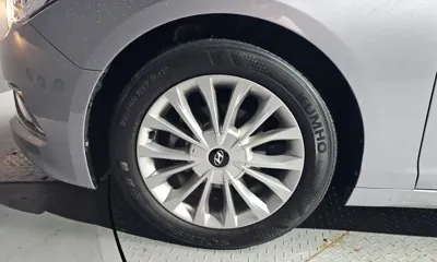 Hyundai Sonata 2015, 105076 км, за 5710.91 USD