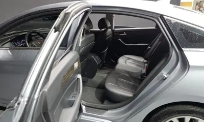 Hyundai Sonata 2015, 105076 км, за 5710.91 USD - фото 13