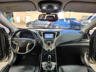 Hyundai Grandeur 2012, 115317 км, за 3122.56 USD - фото 11