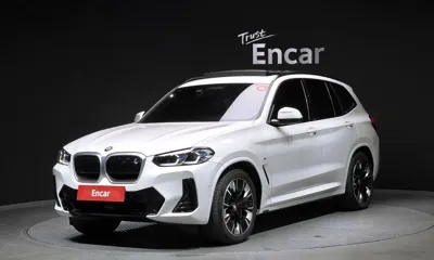 BMW iX3 · 2024 год