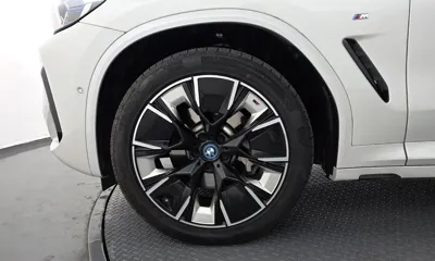 BMW iX3 2024, 60329 км, за 34027.09 USD