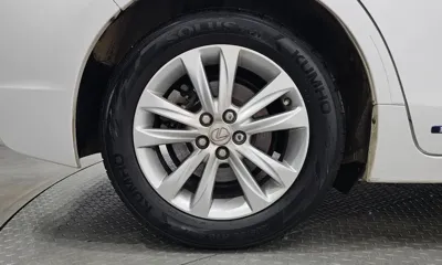 Lexus CT200h 2014, 136172 км, за 8074.04 USD