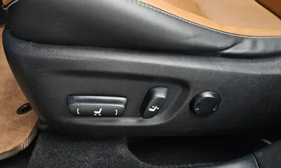 Lexus CT200h 2014, 136172 км, за 8074.04 USD - фото 30