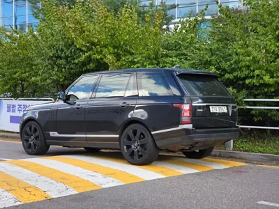 Land Rover Range Rover 2017, 76000 км, за 36188.94 USD