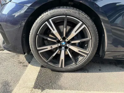 BMW 5-Series 2026, 9300 км, за 52005.44 USD